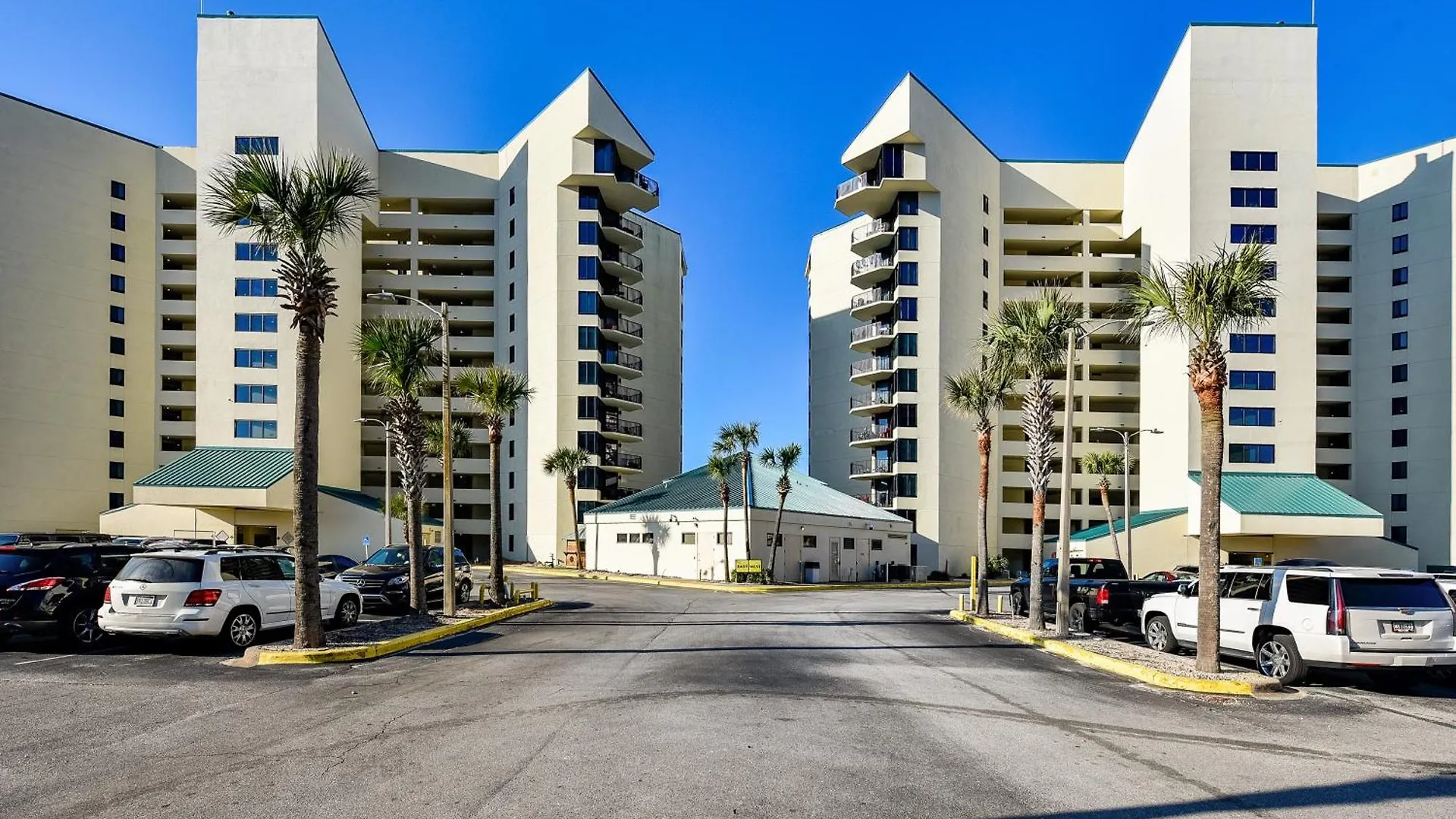 Holiday home Sunbird 102E By Book That Condo Panama City Beach