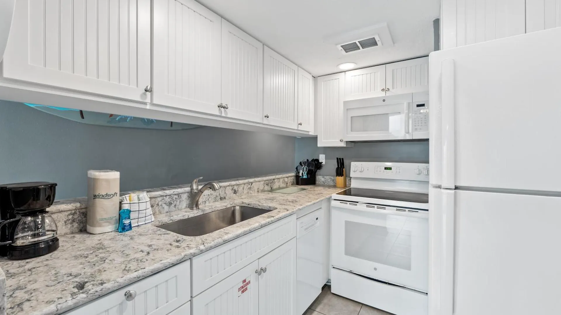 Holiday home Sunbird 102E By Book That Condo Panama City Beach